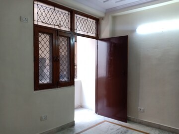 Room in 1 BHK Apartment at Khirki Extension – for Rent