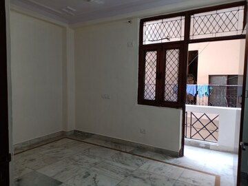 Room in 1 BHK Apartment at Khirki Extension – for Rent