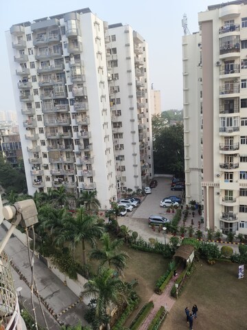 2 BHK Apartment – Exterior View View at Maple Heights, Sector 43 - for Rent