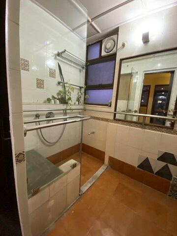 Bathroom in 3 BHK Apartment at Vipul Greens, Sector 48 – for Rent