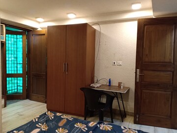 Room in 1 BHK Apartment at Malviya Nagar – for Rent
