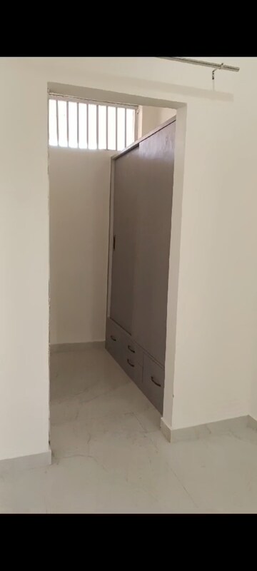 Furnished Amenities in 2 BHK Builder Floor at Sahastradhara Road – for Rent