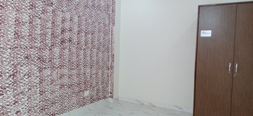Room in 2 BHK Apartment at Khirki Extension – for Rent