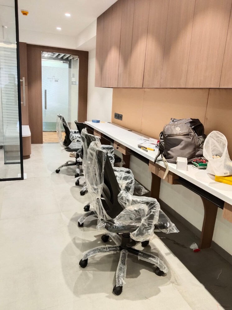 Team Area, shree-naman-midtown Commercial Office Space 789 Sq.Ft. In Dadar West Mumbai 8249043