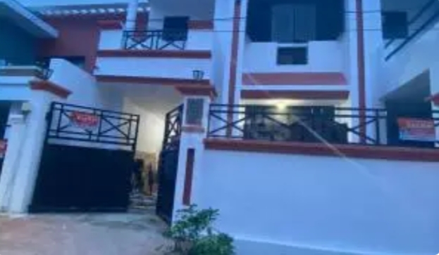 3 BHK + Extra Room Independent House For Sale in Aliganj Sector J 1100 Squ