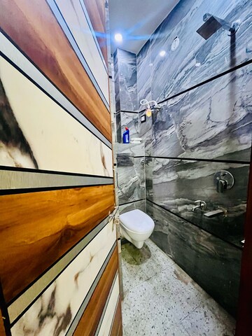 Bathroom in 2 BHK Builder Floor at Dwarka Mor – for Rent