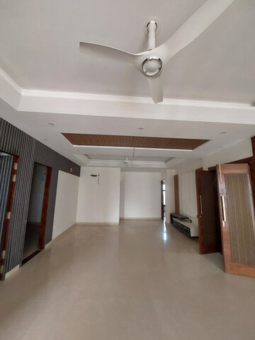 Staircase in 4 BHK Builder Floor at Sector 28 – for Sale