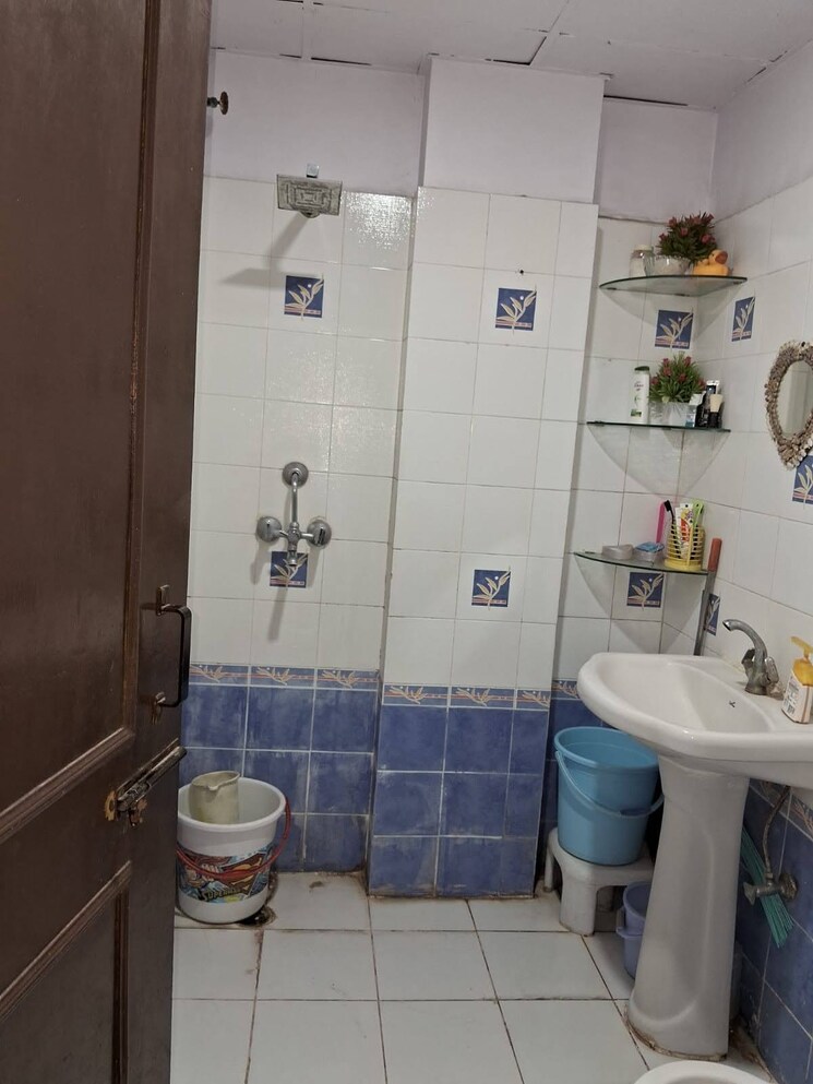 Bathroom, vikas nagar 2 Bedroom 1129 Sq.Ft. Apartment In Vikas Nagar Lucknow 8249088