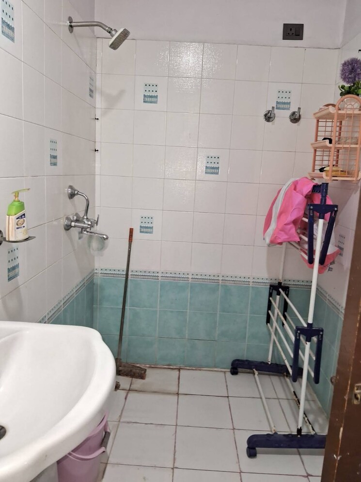 Bathroom, vikas nagar 2 Bedroom 1129 Sq.Ft. Apartment In Vikas Nagar Lucknow 8249088