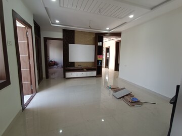 Room in 2 BHK Apartment at Kondapur – for Rent