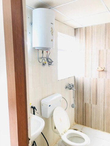 2 BHK Apartment For Rent in Signature Global Proxima, Sector 89