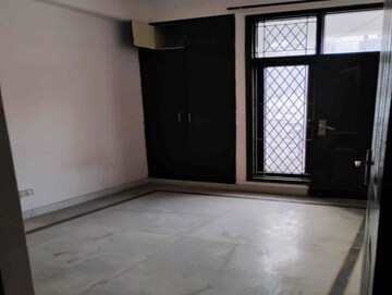 Room in 2 BHK Builder Floor at Neb Sarai – for Sale