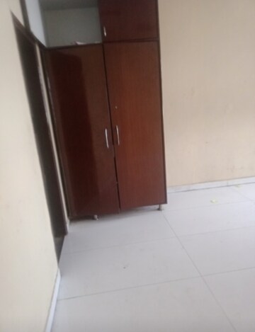 Room in 2 BHK Villa at Jankipuram – for Rent