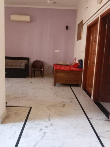 Room in 2 BHK Apartment at Sector 115 – for Rent