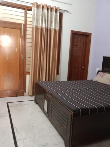 Bedroom in 2 BHK Apartment at Sector 115 – for Rent