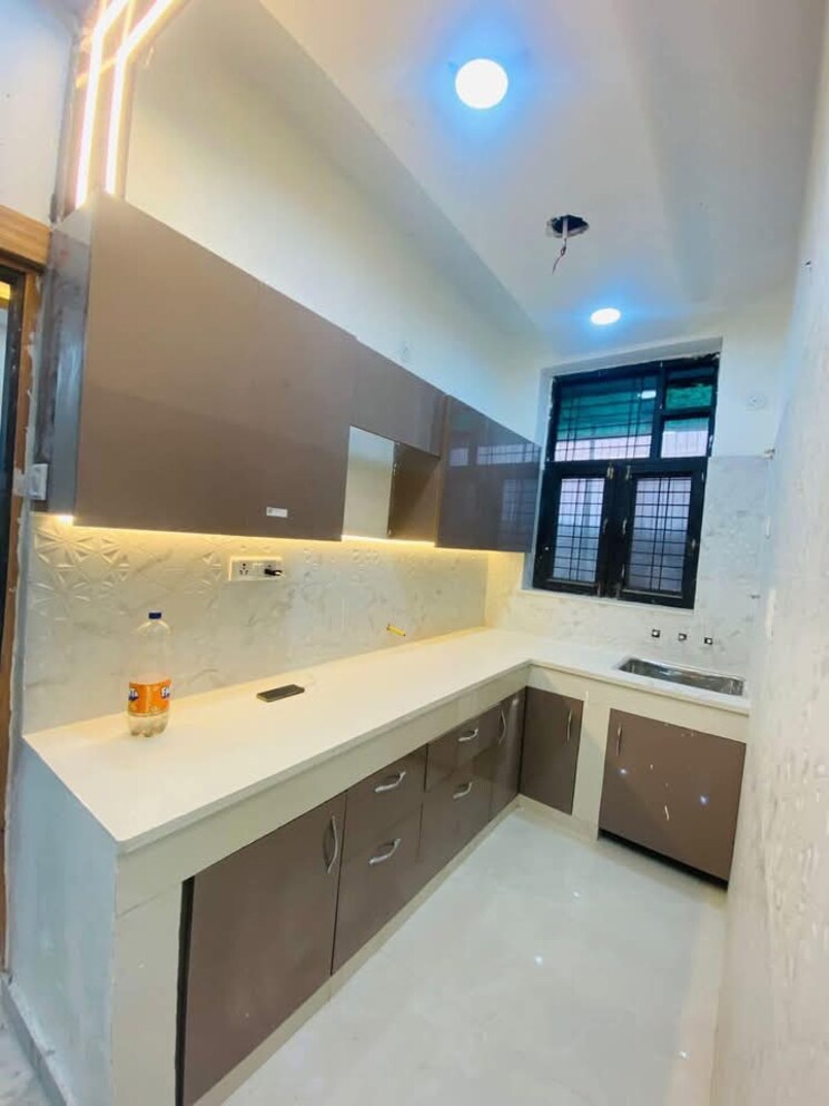 Kitchen, sector 42 3 Bedroom 2000 Sq.Ft. Builder Floor In Sector 42 Faridabad 8249230