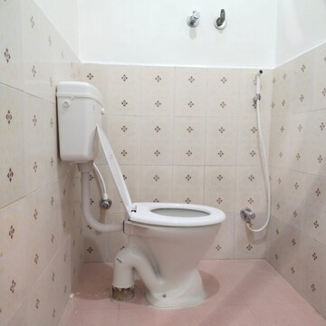 Attached Bathroom in 3 BHK Builder Floor at Ramesh Nagar – for Sale