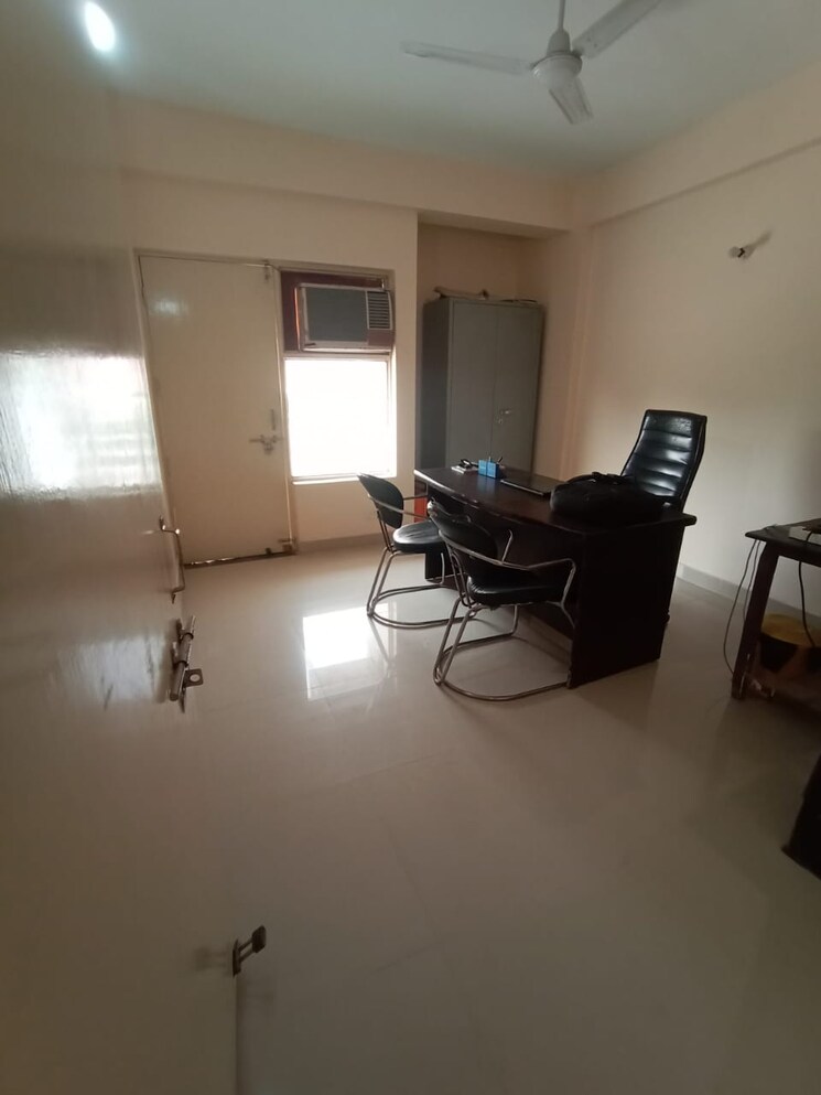 Master Bedroom, adore-samriddhi 3 Bedroom 1000 Sq.Ft. Apartment In Sector 89 Faridabad 8249295