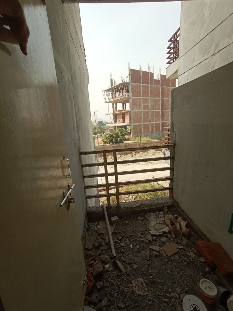 Balcony, adore-samriddhi 3 Bedroom 1000 Sq.Ft. Apartment In Sector 89 Faridabad 8249295