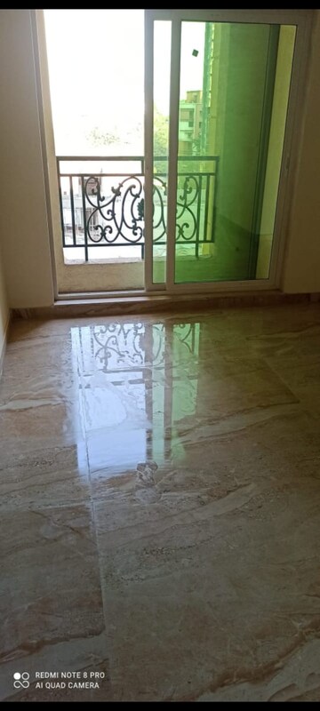 Room in 1 BHK Apartment at Siddhi Highland Springs, Dhokali – for Sale