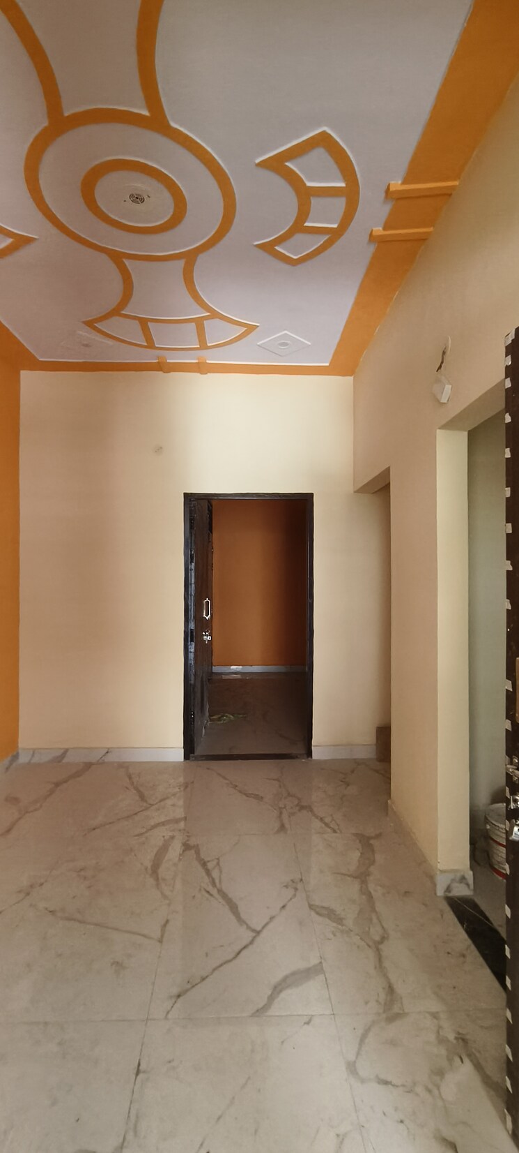 Room, sector 48 3 Bedroom 75 Sq.Yd. Independent House In Sector 48 Faridabad 8249490