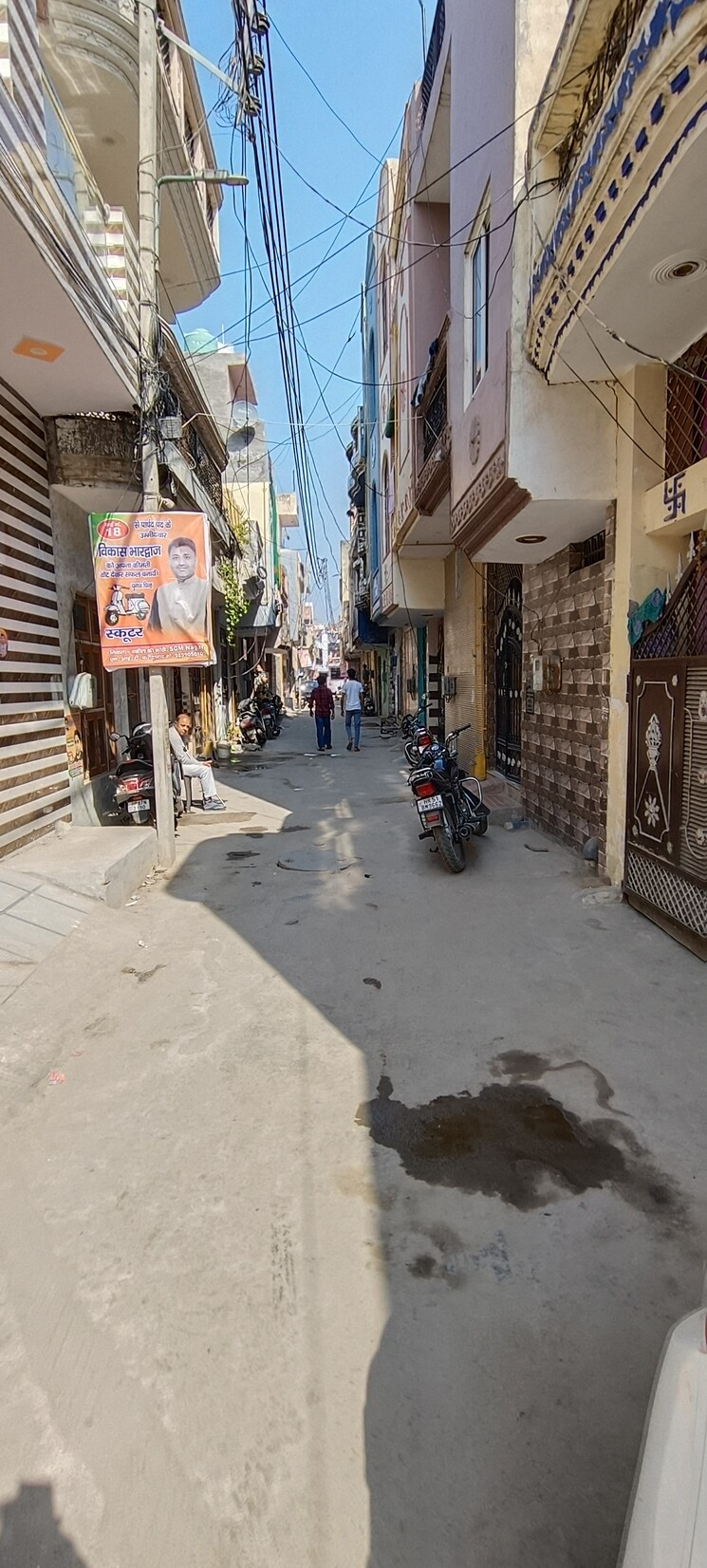  Parking, sector 48 3 Bedroom 75 Sq.Yd. Independent House In Sector 48 Faridabad 8249490