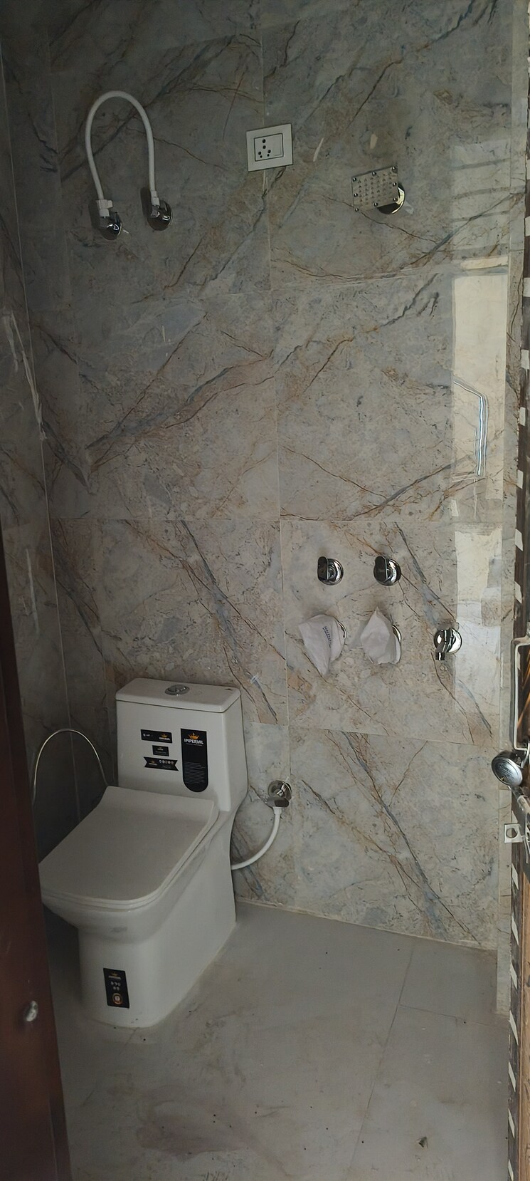 Bathroom, sector 48 3 Bedroom 75 Sq.Yd. Independent House In Sector 48 Faridabad 8249490