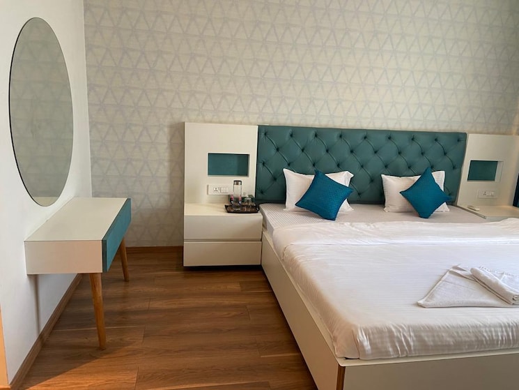 Master Bedroom, panchshil-towers 4 Bedroom 2500 Sq.Ft. Apartment In Kharadi Pune 8249471