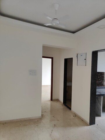Room in 2 BHK Apartment at Kshitija Shree Laxmi Residency, Byculla West – for Rent