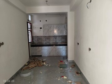 Building Lobby in 2 BHK Builder Floor at Sector 47 – for Rent