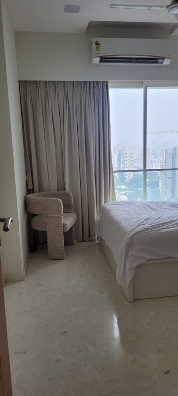Bathroom in 2.5 BHK Apartment at Ekta Tripolis, Goregaon West – for Rent
