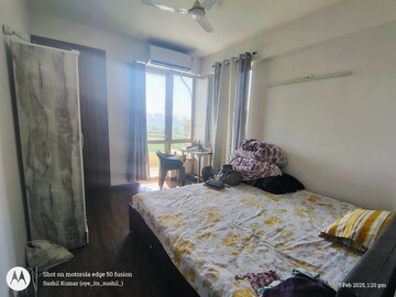 Bedroom in 2 BHK Apartment at Indiabulls Centrum Park, Sector 103 – for Rent