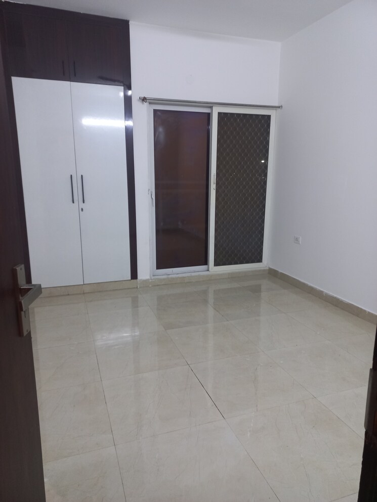 undefined, elite-golf-green 4 Bedroom 2335 Sq.Ft. Apartment In Sector 79 Noida 8249643