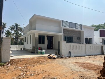 3 BHK Villa For Sale in Mannuthy