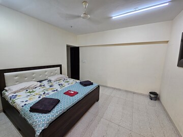 Bedroom in 2 BHK Apartment at Millionaire Heritage, Andheri West – for Rent
