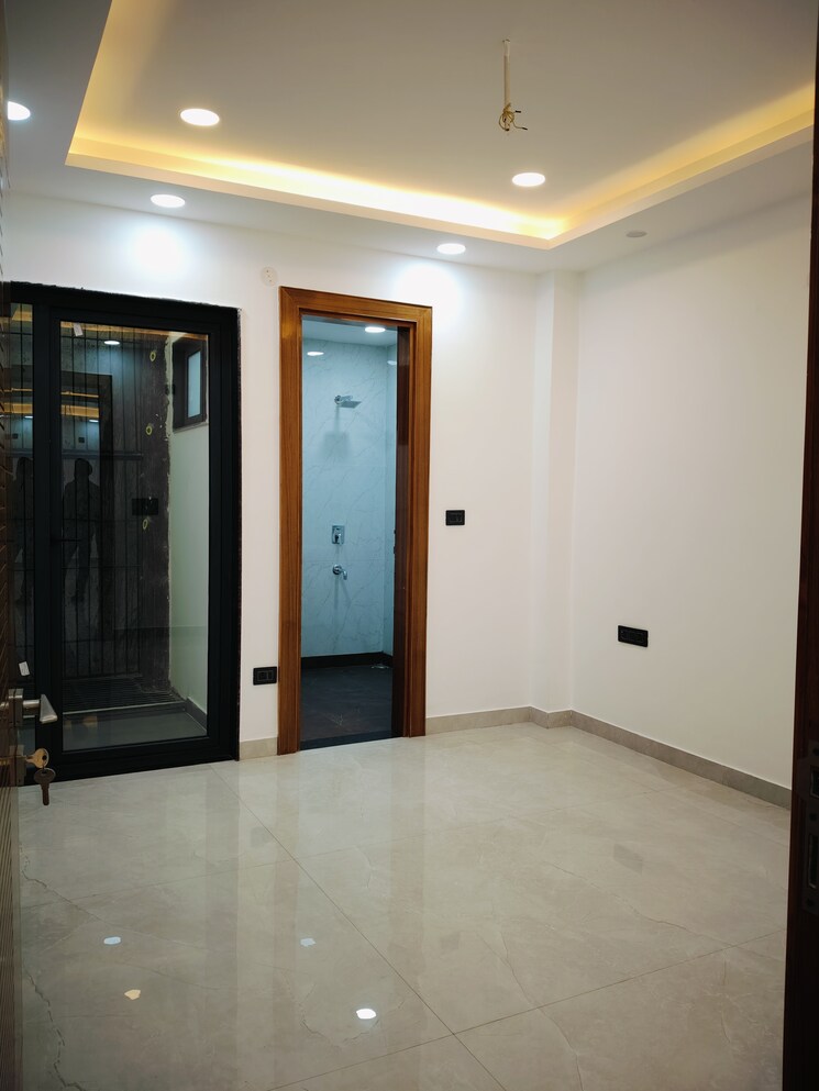 Room, vaishali sector 5 4 Bedroom 2200 Sq.Ft. Builder Floor In Vaishali Sector 5 Ghaziabad 8249860