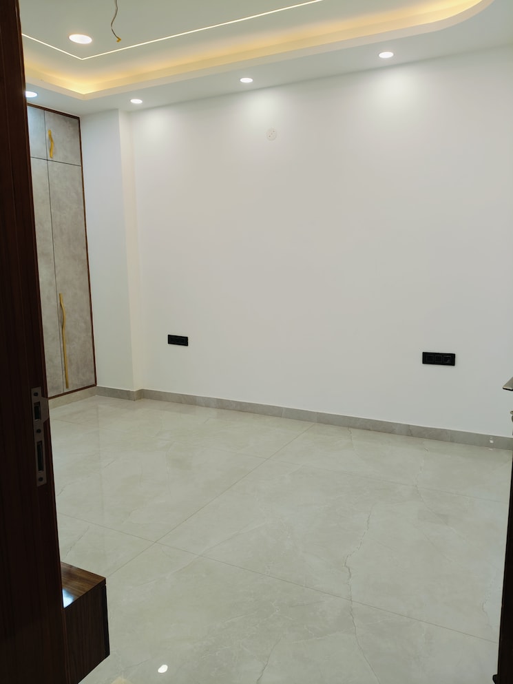 Room, vaishali sector 5 4 Bedroom 2200 Sq.Ft. Builder Floor In Vaishali Sector 5 Ghaziabad 8249860