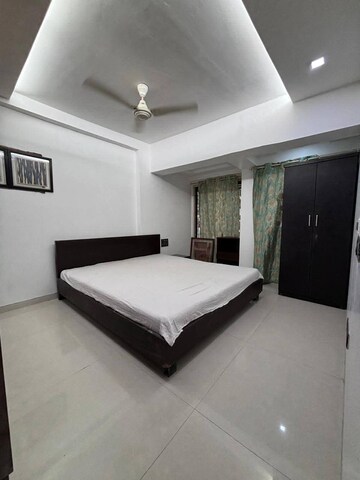 Bedroom in 2 BHK Apartment at Green Crest Apartment, Andheri West – for Rent