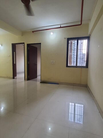 Room in 1 BHK Apartment at Sanghvi Evana, Worli – for Rent