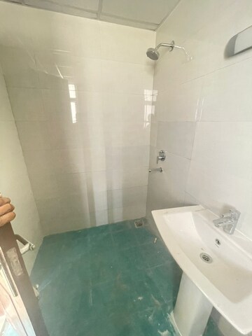 Bathroom in 3 BHK Apartment at Omaxe Waterscapes, Gomti Nagar – for Sale