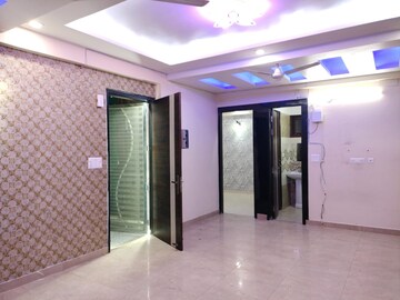 Room in 3 BHK Builder Floor at Niti Khand – for Rent