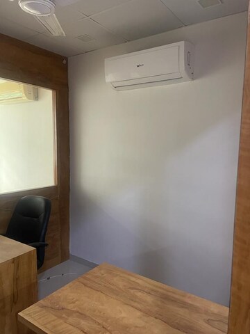 Room in  Office Space at Science City – for Rent
