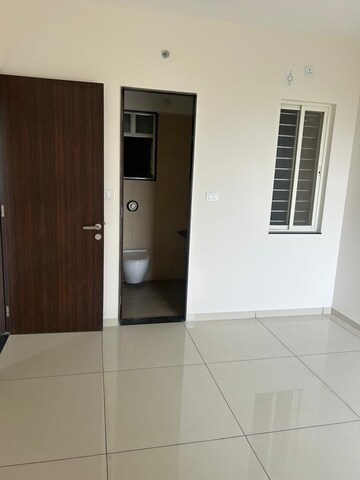 Room in 2 BHK Apartment at Yashwin Supernova, Wakad – for Rent