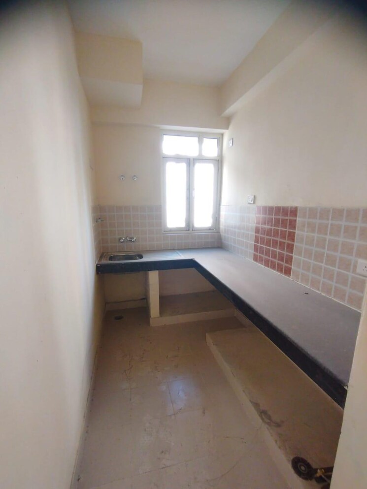 Kitchen, shree-vardhman-mantra 2 Bedroom 550 Sq.Ft. Apartment In Sector 67 Gurgaon 8250317