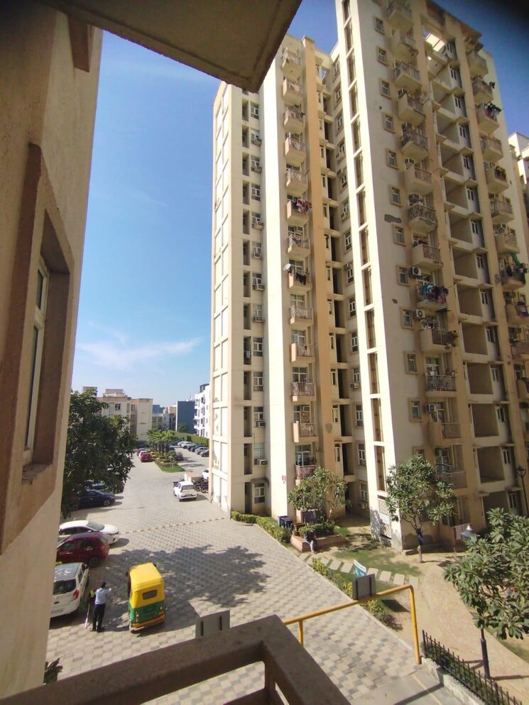 Exterior View, shree-vardhman-mantra 2 Bedroom 550 Sq.Ft. Apartment In Sector 67 Gurgaon 8250317