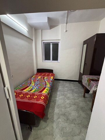 Bedroom in 1.5 BHK Apartment at Bandra West – for Rent