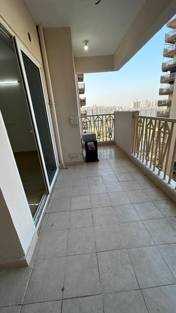 Balcony in 3.5 BHK Apartment at Amrapali Platinum, Sector 119 – for Sale