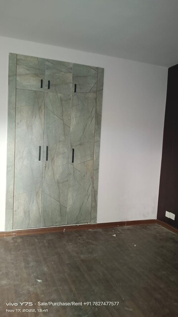 Bathroom in 3 BHK Builder Floor at BPTP Park 81, Sector 81 – for Rent