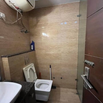 Bathroom in 2 BHK Builder Floor at Saket – for Rent