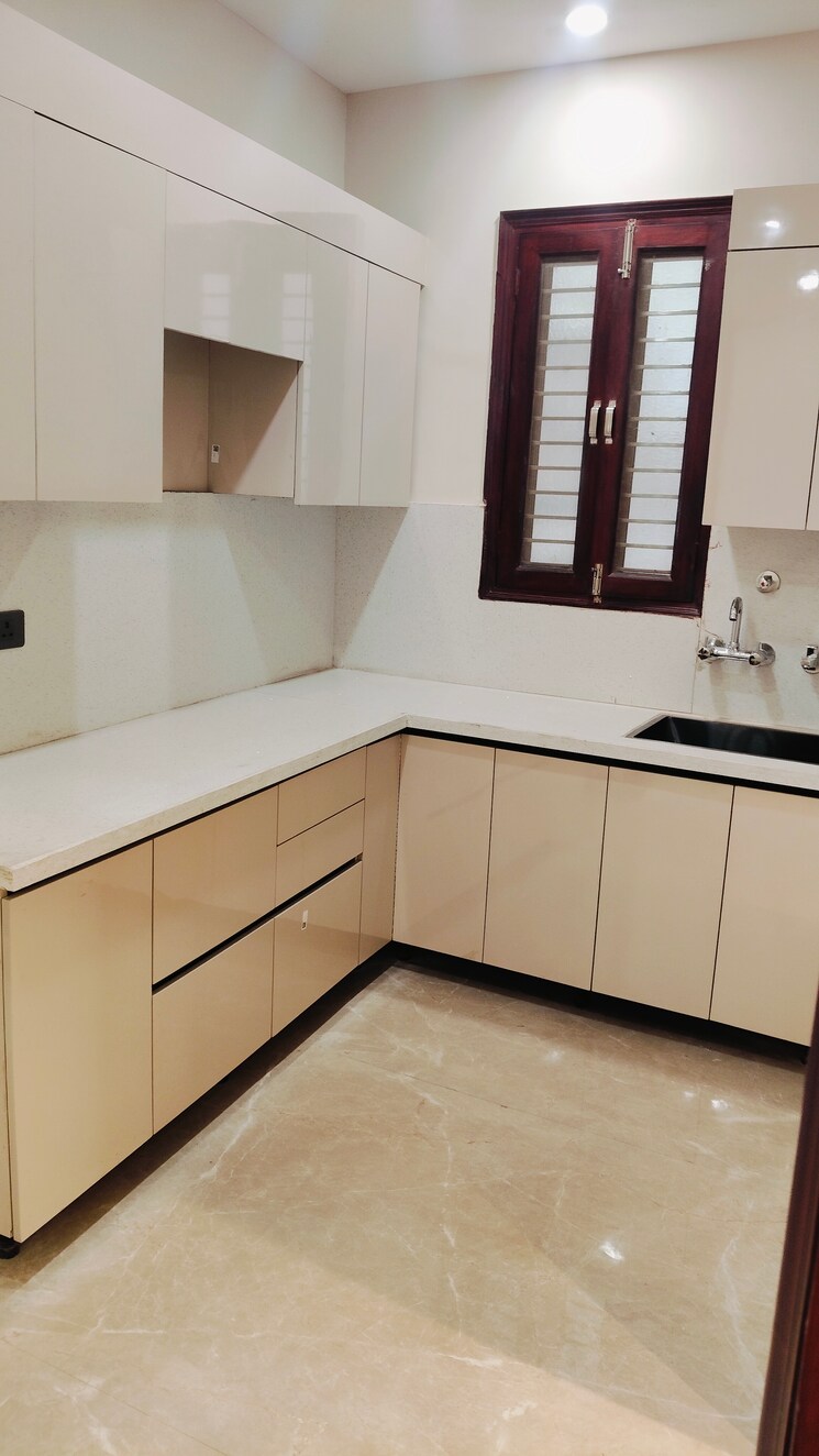Kitchen, shakti khand 3 Bedroom 1350 Sq.Ft. Builder Floor In Shakti Khand Ghaziabad 8250637